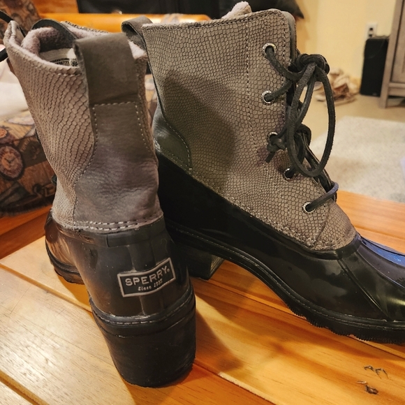 Sperry Heeled Duck Boot - Picture 1 of 2